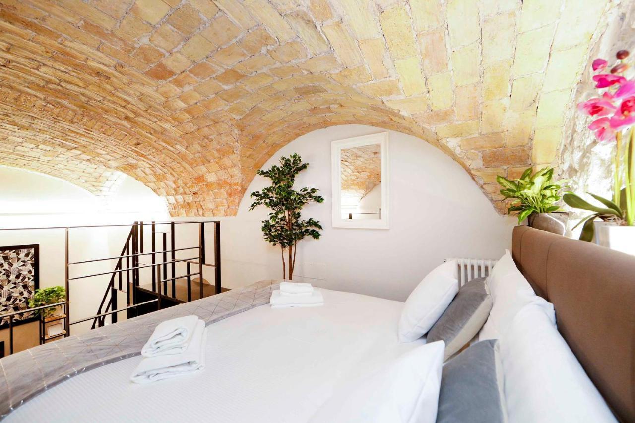 Post Industrial Loft Trastevere - Top Collection Рим Экстерьер фото