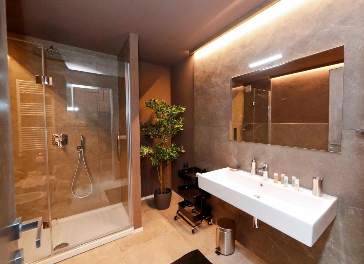 Post Industrial Loft Trastevere - Top Collection Рим Экстерьер фото